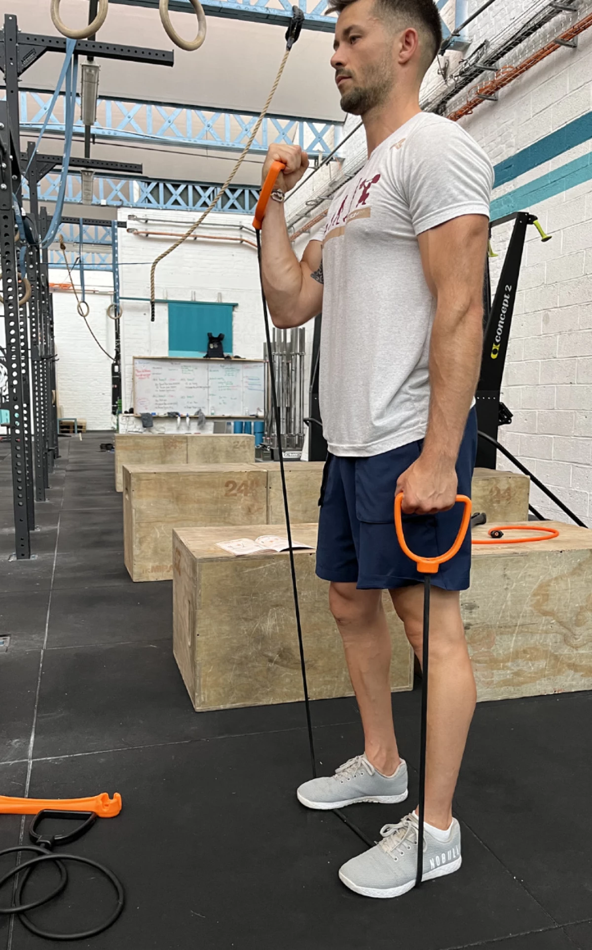 Explorez la boutique officielle de JP&L FITNESS. Achetez la barre de fitness Ulna, compacte et légère, ainsi que nos accessoires de sport nomades pour des entraînements efficaces partout. Qualité et fabrication française garanties.